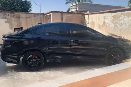 مزایده خودرو فونیکس، آریزو 6 جی تی (Z6 GT) اکسلنت