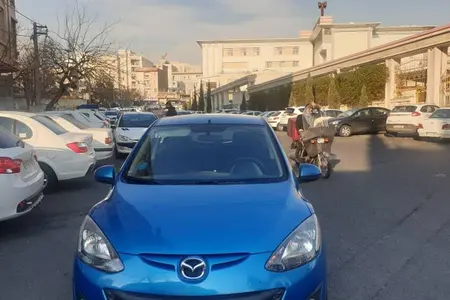 مزایده خودرو مزدا، 2 هاچ بک اتوماتیک