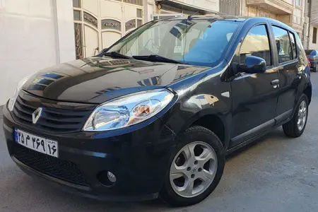 مزایده خودرو رنو، ساندرو دنده ای