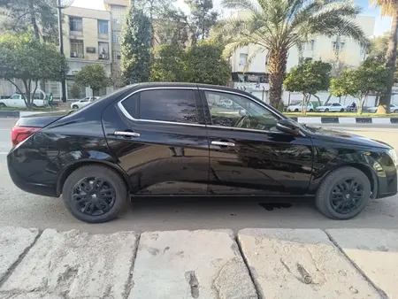 مزایده خودرو دنا، پلاس EF7P 6 دنده