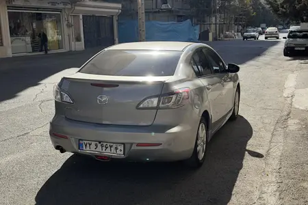 مزایده خودرو مزدا، 3 نیو صندوق دار 2.0 لیتر تیپ 3