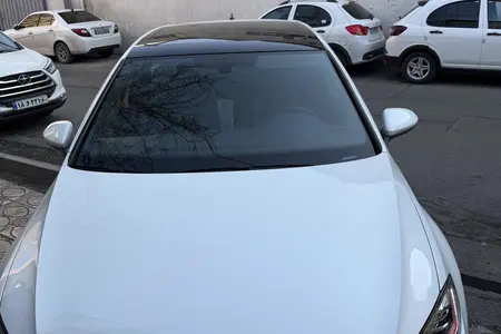 مزایده خودرو فولکس، گلف GTI