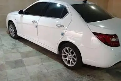 مزایده خودرو دنا، پلاس EF7 اتوماتیک توربو آپشنال