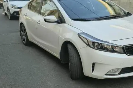 مزایده خودرو کیا، سراتو 2.0 لیتر اتوماتیک