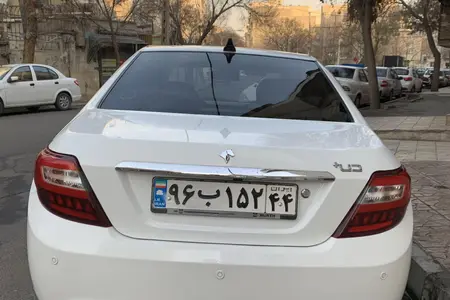 مزایده خودرو دنا، پلاس EF7 اتوماتیک توربو آپشنال