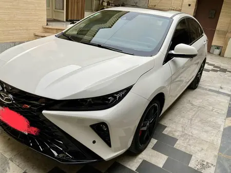 مزایده خودرو فونیکس، آریزو 6 جی تی (Z6 GT) اکسلنت