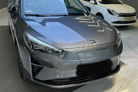 مزایده خودرو کی ام سی، eJ7 پلاس