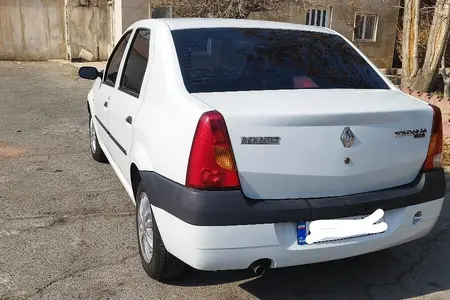 مزایده خودرو رنو، تندر 90 E2