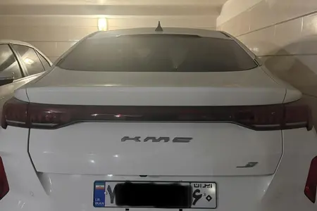 مزایده خودرو کی ام سی، J7 اتوماتیک