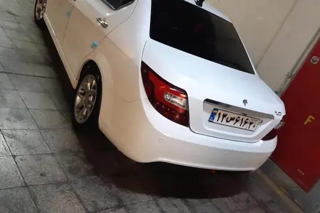 مزایده خودرو دنا، پلاس EF7 اتوماتیک توربو آپشنال
