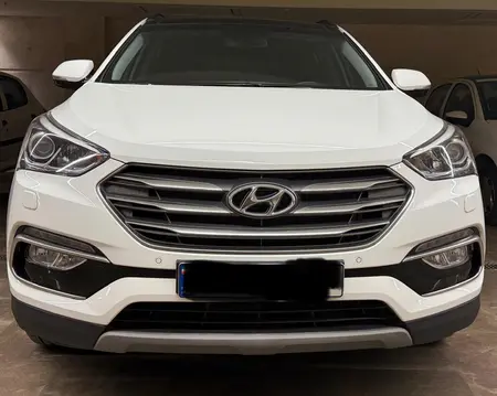 مزایده خودرو هیوندای، سانتافه 4 سیلندر دو دیفرانسیل