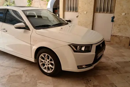 مزایده خودرو دنا، پلاس EF7 اتوماتیک توربو ساده