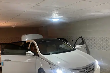 مزایده خودرو هیوندای، سوناتا 2.4 لیتر اتوماتیک