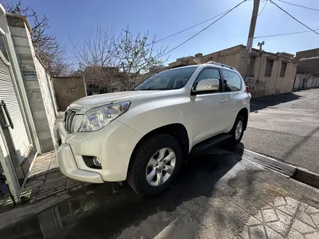 مزایده خودرو تویوتا، پرادو دو در 4 سیلندر