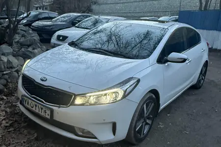 مزایده خودرو کیا، سراتو 2.0 لیتر اتوماتیک