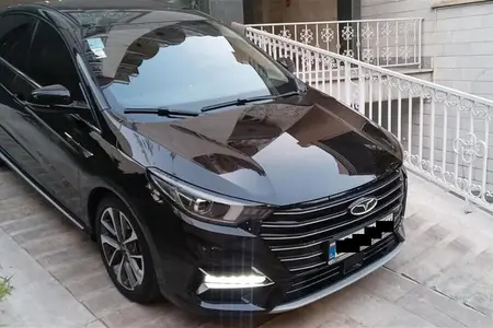 مزایده خودرو فونیکس، آریزو 6 پرو اتوماتیک