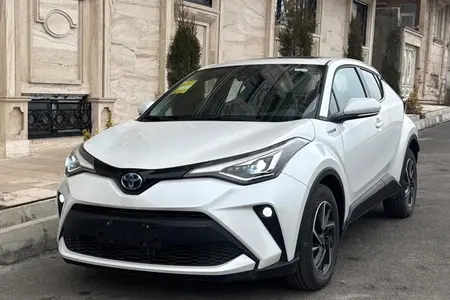 مزایده خودرو تویوتا، C-HR هیبرید 2.0 لیتر