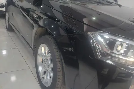 مزایده خودرو دنا، پلاس EF7 اتوماتیک توربو آپشنال