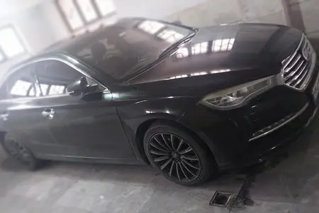 مزایده خودرو لیفان، 820 اتوماتیک