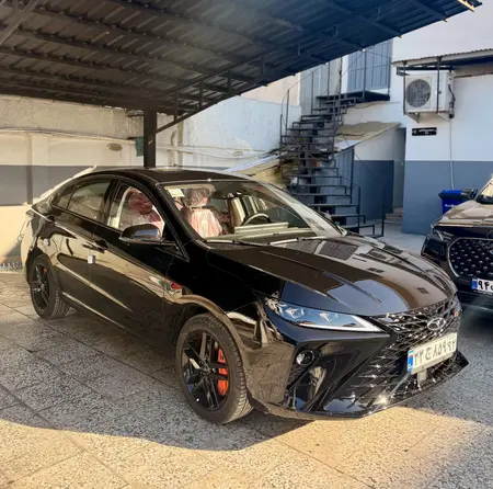 مزایده خودرو فونیکس، آریزو 6 جی تی (Z6 GT) اکسلنت