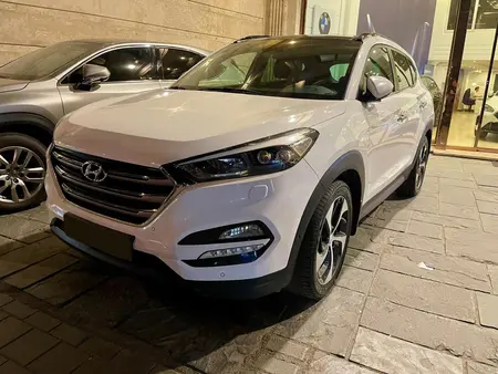 مزایده خودرو هیوندای، توسان 2.0 لیتر دو دیفرانسیل