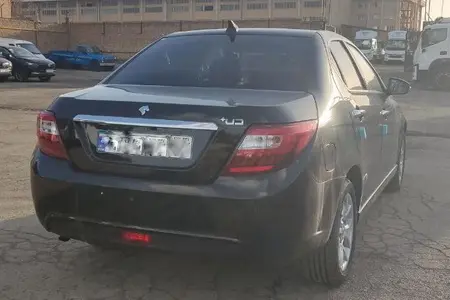 مزایده خودرو دنا، پلاس EF7P 6 دنده