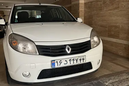 مزایده خودرو رنو، ساندرو اتوماتیک