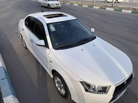 مزایده خودرو دنا، پلاس EF7 اتوماتیک توربو ساده