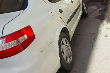 مزایده خودرو رانا، LX دنده ای