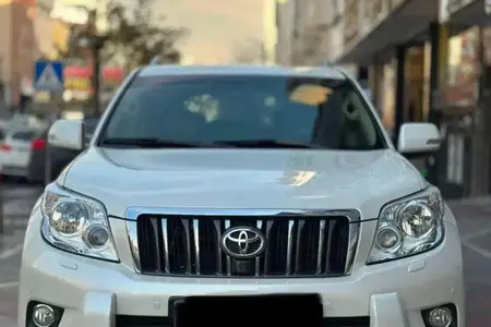 مزایده خودرو تویوتا، پرادو دو در 4 سیلندر