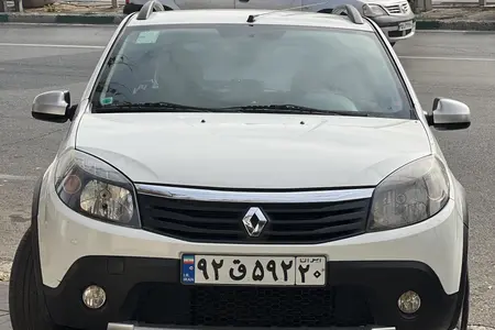 مزایده خودرو رنو، ساندرو استپ وی اتوماتیک