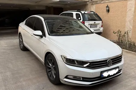 مزایده خودرو فولکس، پاسات اتوماتیک