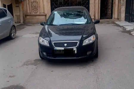 مزایده خودرو رانا، LX دنده ای