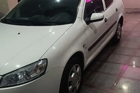 مزایده خودرو رانا، LX دنده ای