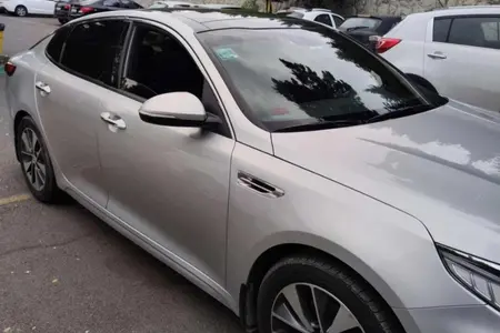 مزایده خودرو کیا، اپتیما 4 سیلندر GT لاین