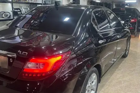مزایده خودرو دنا، پلاس EF7 اتوماتیک توربو آپشنال