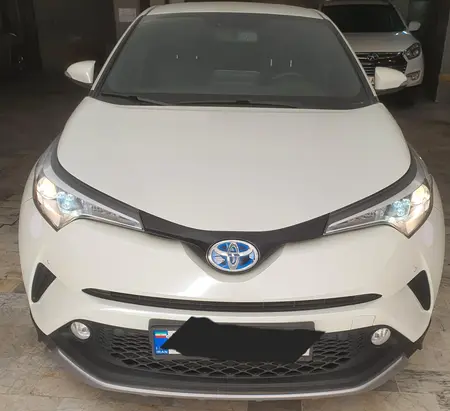 مزایده خودرو تویوتا، C-HR هیبرید 2.0 لیتر