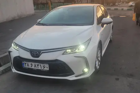 مزایده خودرو تویوتا، کرولا هیبرید 1.8 لیتر الیت