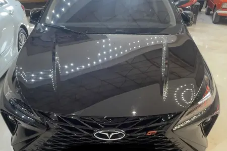 مزایده خودرو فونیکس، آریزو 6 جی تی (Z6 GT) اکسلنت