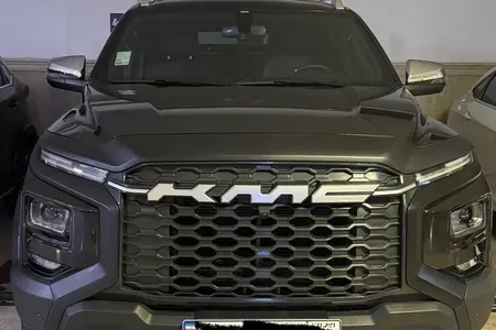 مزایده خودرو کی ام سی، T9 2 لیتر توربو