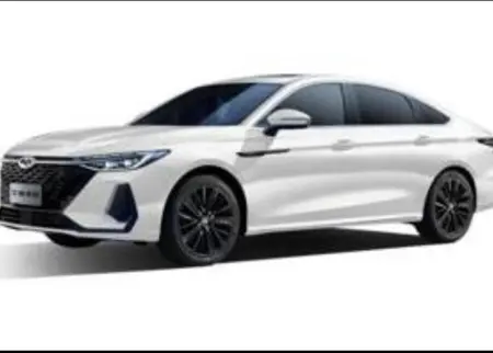 مزایده خودرو فونیکس، آریزو 8 (Z8) اکسلنت