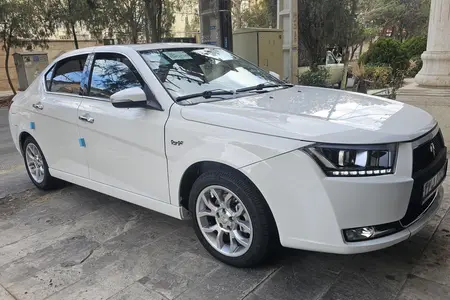 مزایده خودرو دنا، پلاس EF7 اتوماتیک توربو آپشنال