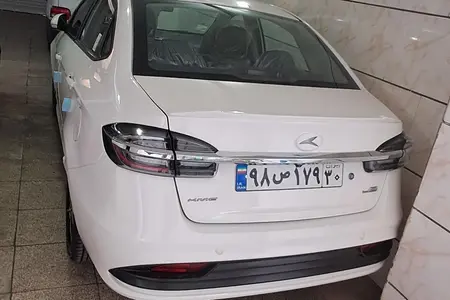 مزایده خودرو کی ام سی، ایگل 1.5 لیتر
