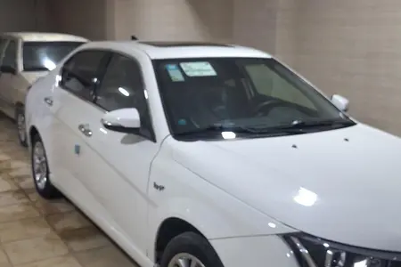 مزایده خودرو دنا، پلاس EF7 اتوماتیک توربو آپشنال