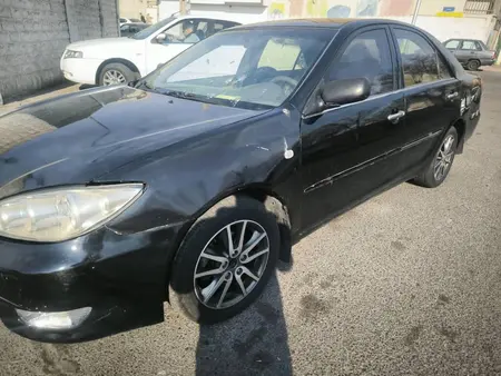 مزایده خودرو تویوتا، کمری XLI