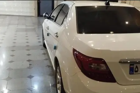مزایده خودرو دنا، پلاس EF7 اتوماتیک توربو آپشنال