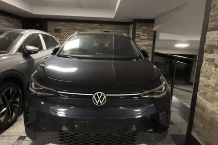 مزایده خودرو فولکس، ID.4 Crozz پیور