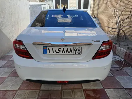 مزایده خودرو دنا، پلاس EF7 اتوماتیک توربو آپشنال