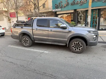 مزایده خودرو کی ام سی، T9 2 لیتر توربو