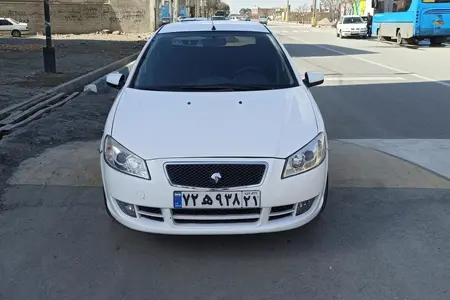 مزایده خودرو رانا، LX دنده ای